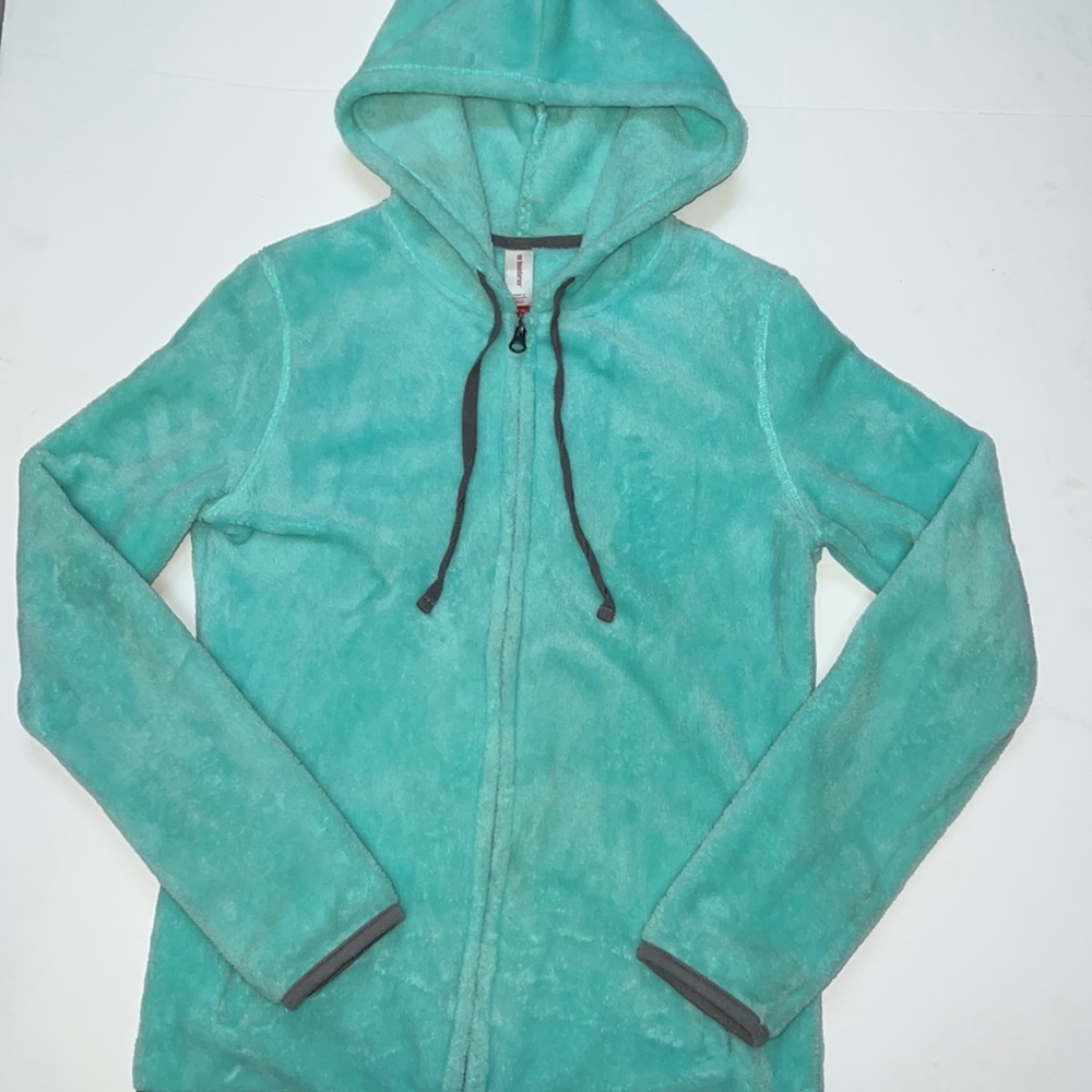 • Blue fleece hoodie •